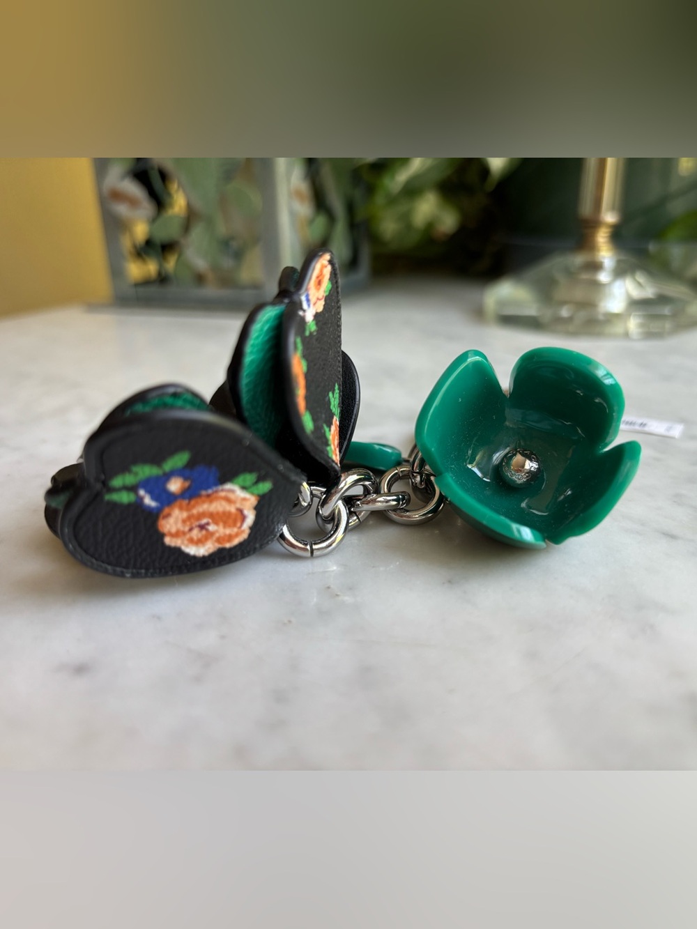 NWT Coach Limited Edition Petal Shoulder Bag with Matching Bag Charm - Picture 13 of 14